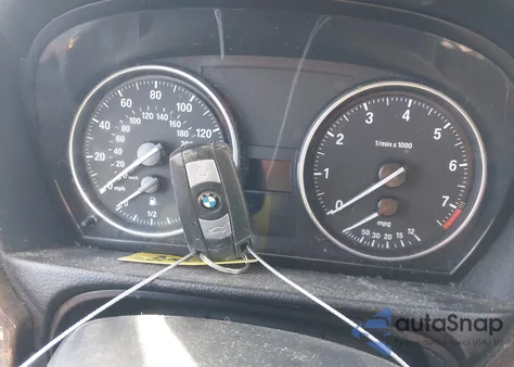 2008 BMW 328I z USA, uszkodzony, nr VIN WBAVA33588KX88194